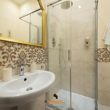 Intero 3 Letti Con Garage Gratuito Apartamento